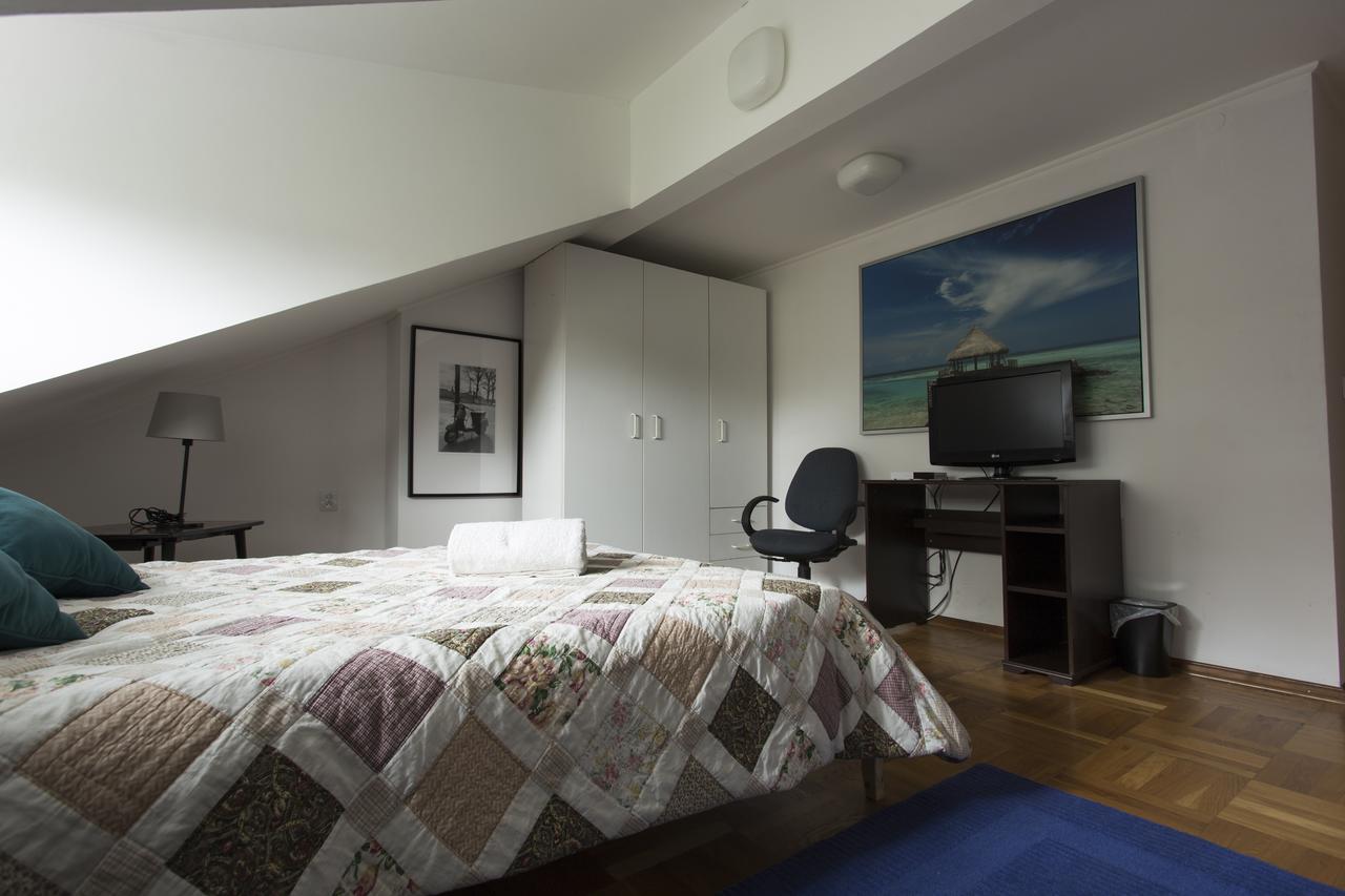 Rent0Nline Brwinow Rooms Ngoại thất bức ảnh
